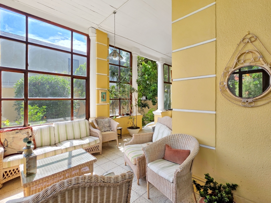 6 Bedroom Property for Sale in Sea Point Western Cape